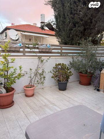 דירת גן, יצחק מ. בודנהיימר 3, קרית היובל, ירושלים