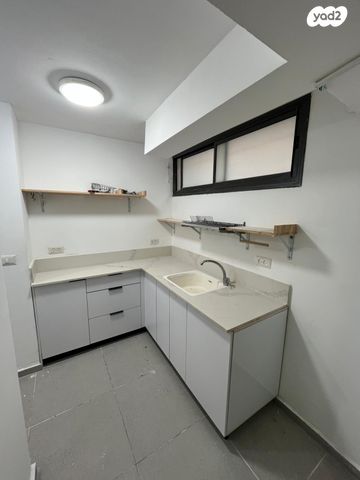 יחידת דיור, יונה וולך 13, פסגות אפק, ראש העין