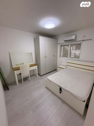 יחידת דיור, החרוב 7, אורנית, אורנית