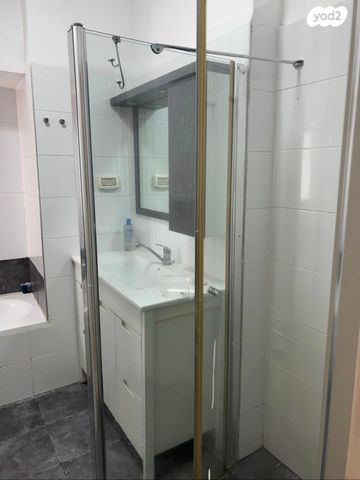 דירה, הפודים 19, נחלת גנים, רמת גן