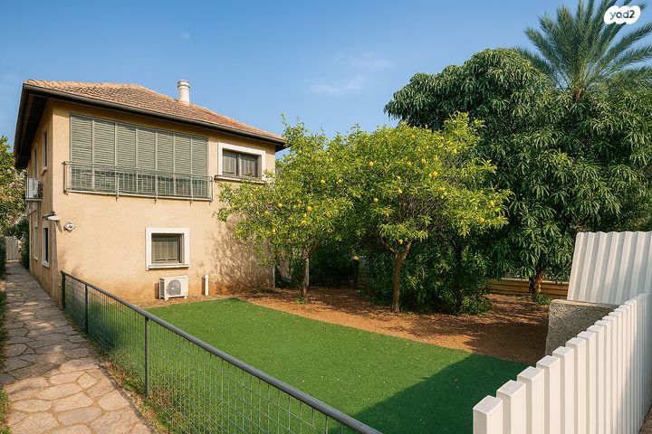 פתח תקווה 14