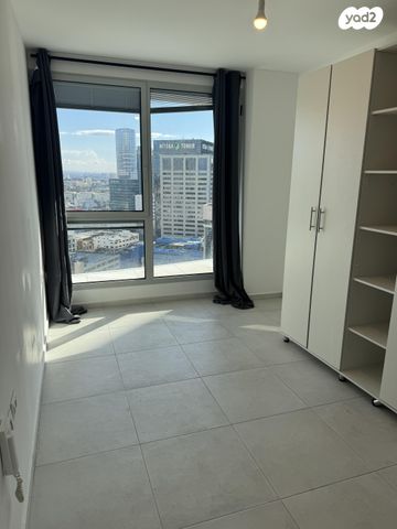 דירה, החשמונאים 98, גני שרונה, קרית הממשלה, תל אביב יפו