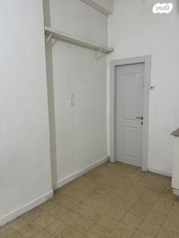 דירת גן, רש"י 16, נחלת גנים, רמת גן