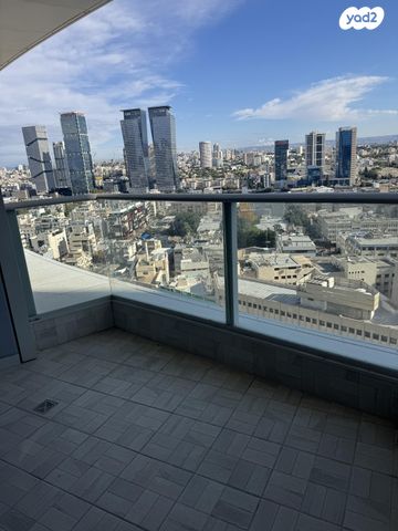 דירה, החשמונאים 98, גני שרונה, קרית הממשלה, תל אביב יפו