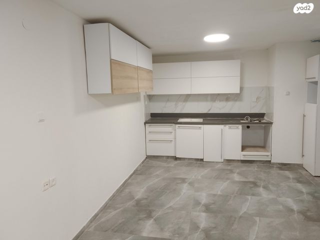 דירה, הרב קובלסקי 28, קרית הרצוג, בני ברק