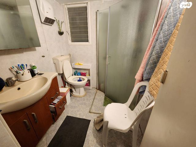 דירה, הארזים 12, מרכז העיר, סביניה, הוותיקה, קרית ביאליק