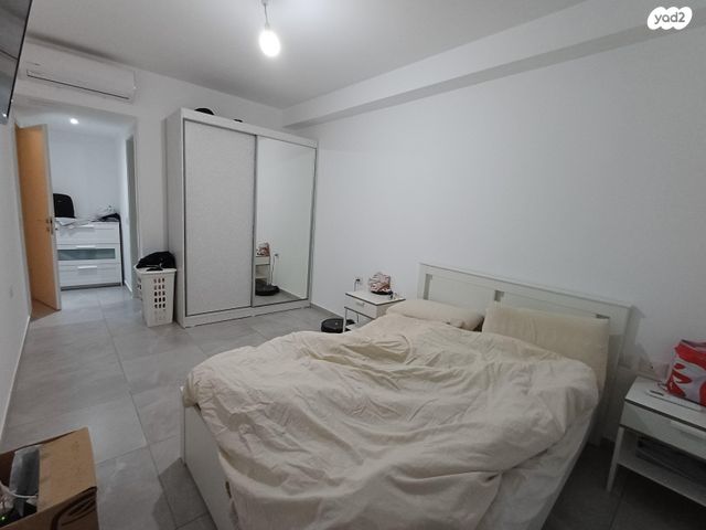 טריפלקס, זכריה הנביא 13, פסגות אפק, ראש העין