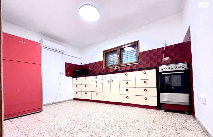 דירה, פתח תקווה 14, גורדון, הרצליה