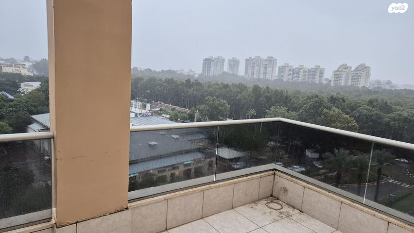 דירה, דרך דגניה 48, קרית השרון, נתניה