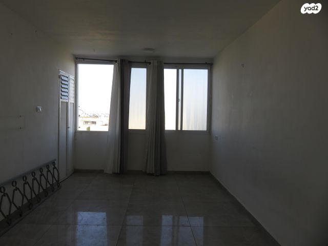 דירה, שז"ר 17, שיכון ד, טבריה