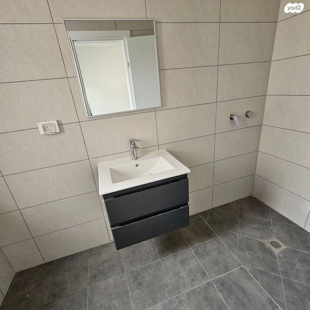 דירה, שמואל סלנט 57, המרכז השקט / מרכז העיר, פתח תקווה