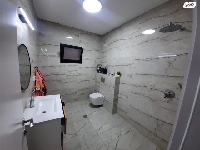 דירה, חייא ובניו 29, שיכון ג, טבריה