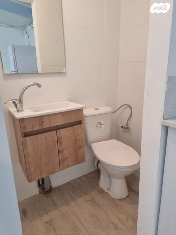 יחידת דיור, ברנשטיין כהן 36, קרית יערים, רמת השרון