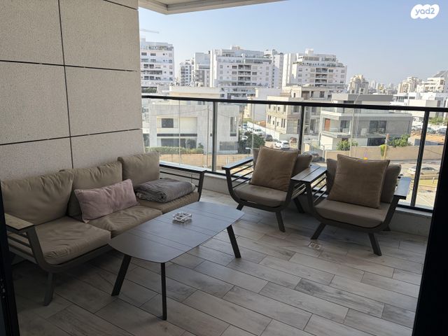 דירה, אורי אלמוג 11, קרית רבין, חולון