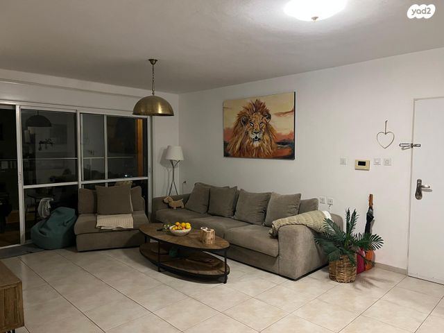 דופלקס, נחל פולג 2, צור יצחק, צור יצחק