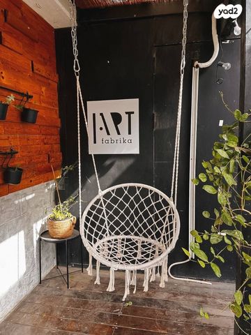 סטודיו, שוקן 27, גבעת הרצל, אזור המלאכה יפו, תל אביב יפו