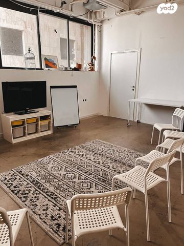 סטודיו, שוקן 27, גבעת הרצל, אזור המלאכה יפו, תל אביב יפו