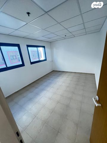 משרדים, בונה אליעזר 9, צ'ק פוסט, מכון טיהור, מפרץ חיפה, חיפה