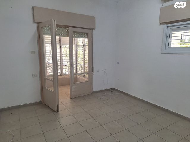 דירה, שתיל, שכונת בן גוריון, מרכז העיר ג', רמת גן