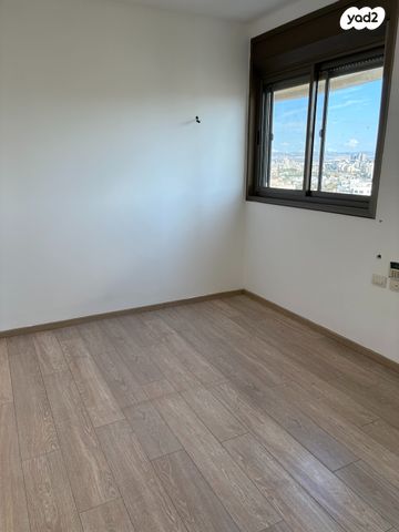 דירה, רמת הדר, גבעת שמואל