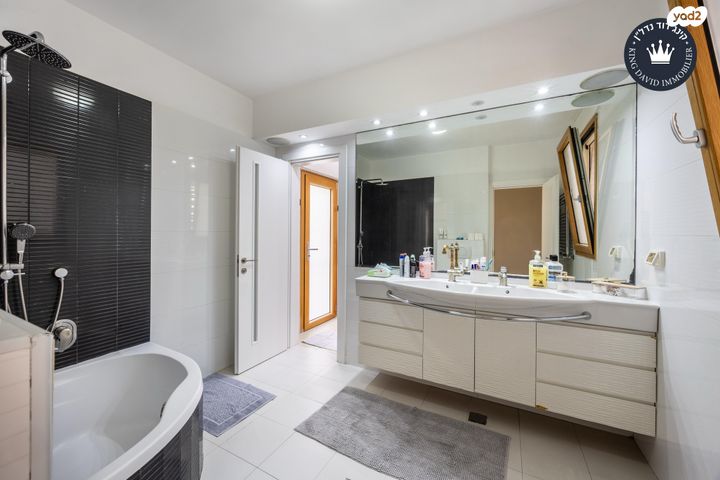 בית פרטי/ קוטג', גדעון האוזנר, הולילנד, ירושלים