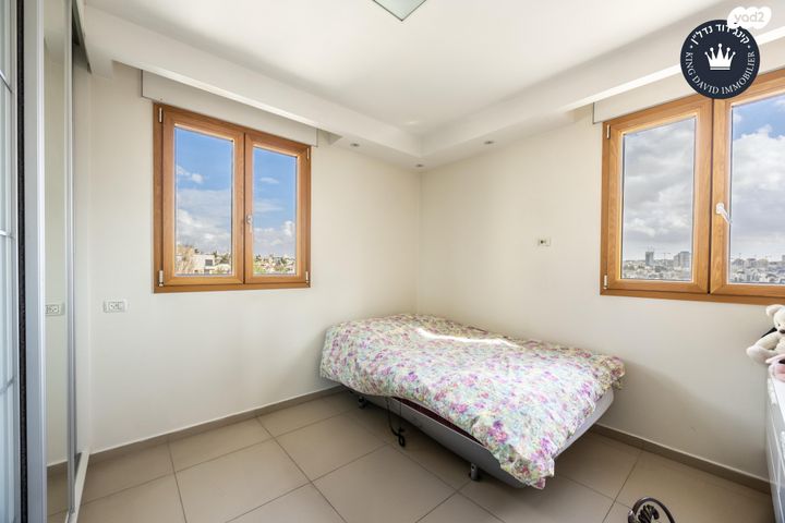 בית פרטי/ קוטג', גדעון האוזנר, הולילנד, ירושלים