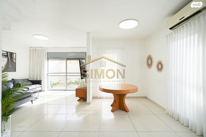 בית פרטי/ קוטג', חיים ארלוזורוב 30, נאות גנים, נתניה