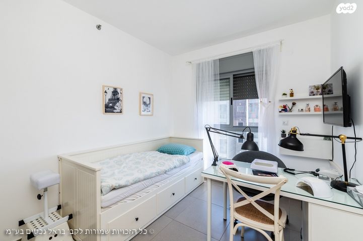 דירה, נווה פרדסים, פרדס חנה כרכור