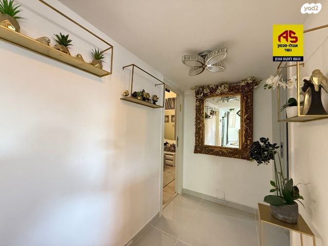 גג/ פנטהאוז, הנוריות, רמות יצחק, נשר