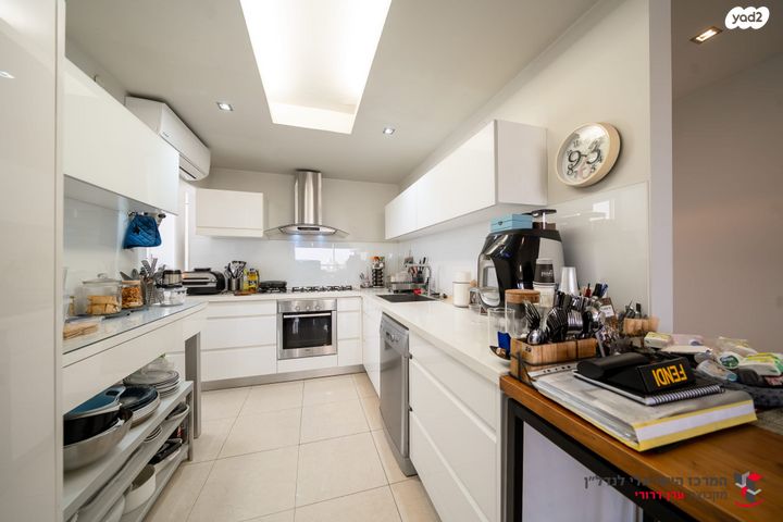 דירה, מעלות 3, חולון