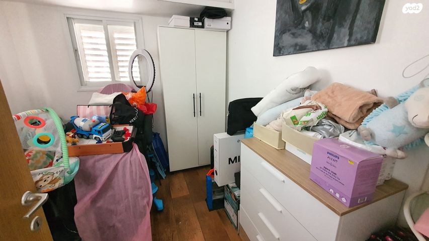 דירה, מנדלי מוכר ספרים, לב העיר, בת ים