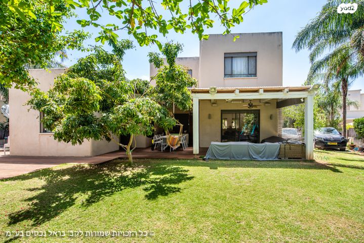 בית פרטי/ קוטג', מרכז פרדס חנה, פרדס חנה כרכור