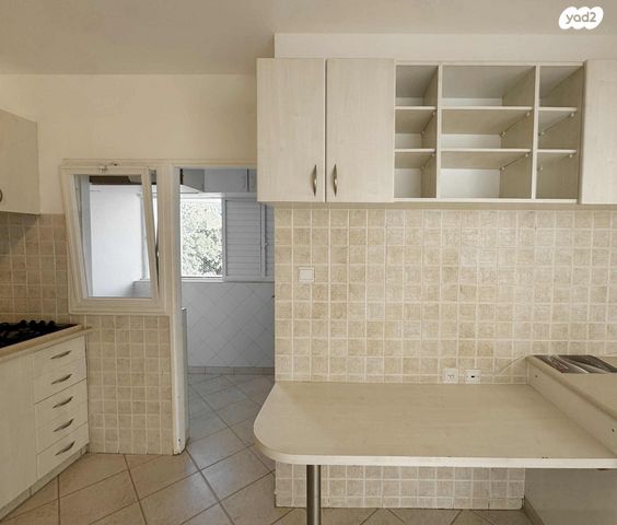 דירה, דרום מזרח, בת ים