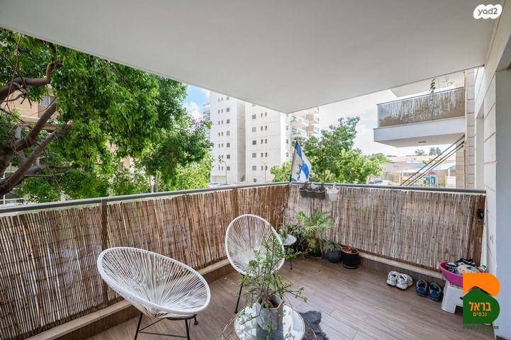 דירה, נווה גנים, פרדס חנה כרכור