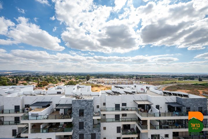 גג/ פנטהאוז, עמירם, פרדס חנה כרכור