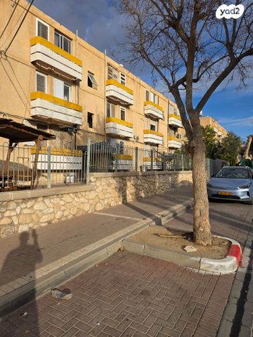 מתתיהו הכהן 250