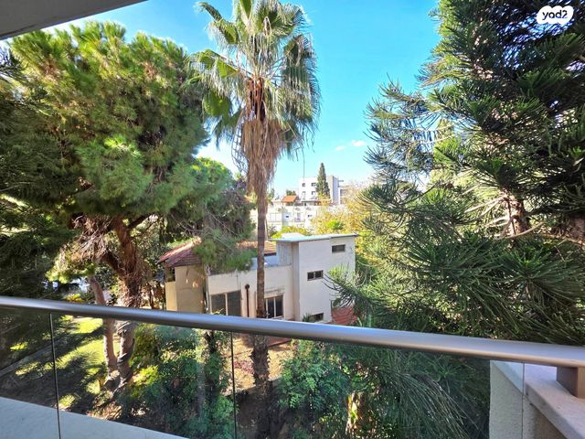 דירה, הנדיב, מרכז, הרצליה