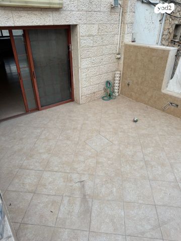 גג/ פנטהאוז, דב הוז, קטמונים, ירושלים