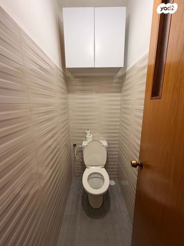 בית פרטי/ קוטג', מרכז המושבה, גן יבנה