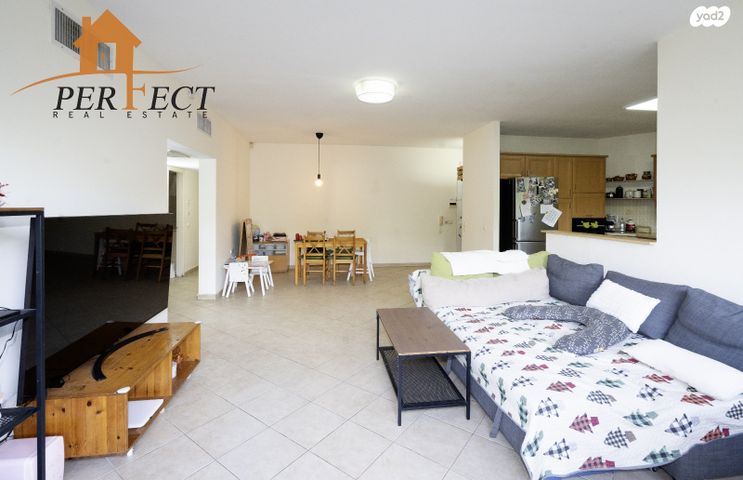 דירה, כיבוש העבודה, הרצליה הירוקה, נווה עובד, הרצליה