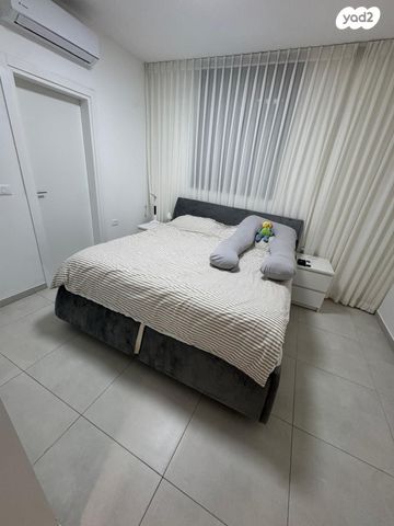 דירה, אור עקיבא