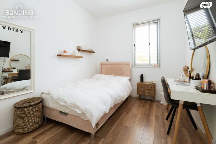 דו משפחתי, אבן יהודה