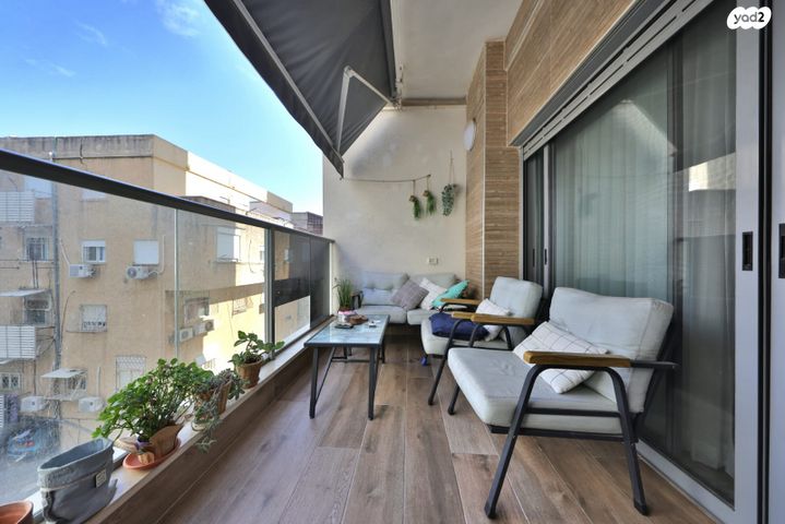 דירה, א.ד. גורדון, מוצקין הותיקה, קרית מוצקין