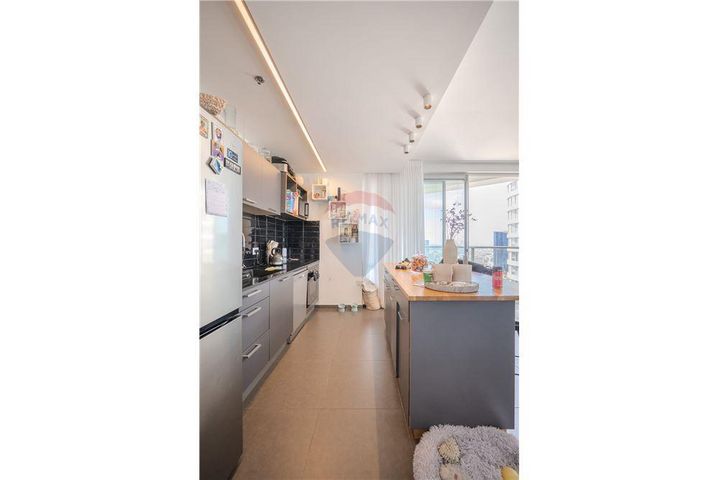 דירה, גרציאני יצחק 6, גני שרונה, קרית הממשלה, תל אביב יפו