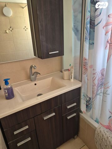 דירה, שדרות בר אילן 31, דרום מערב ותיק, בת ים