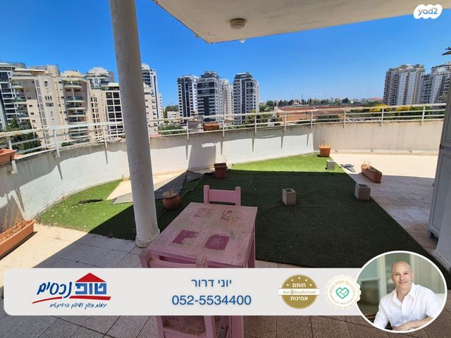 גג/ פנטהאוז, אסירי ציון, מגדיאל, הוד השרון