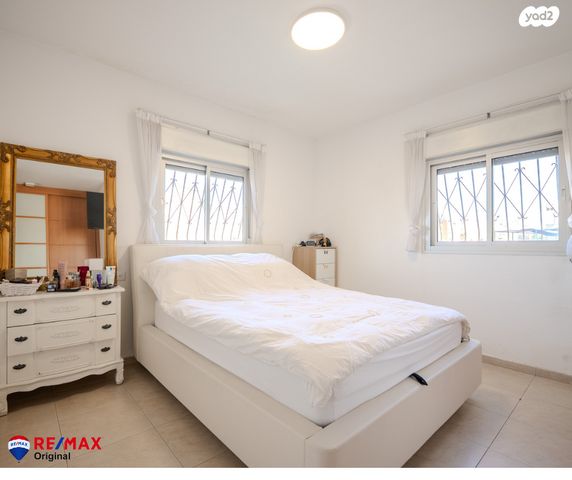 דירה, מרום נווה, רמת יצחק, רמת גן