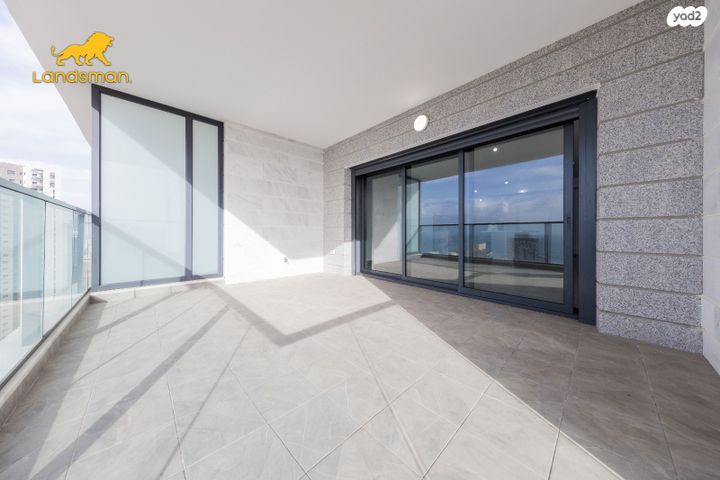 דירה, אמנון ליפקין שחק 1, נוף הטיילת, נתניה