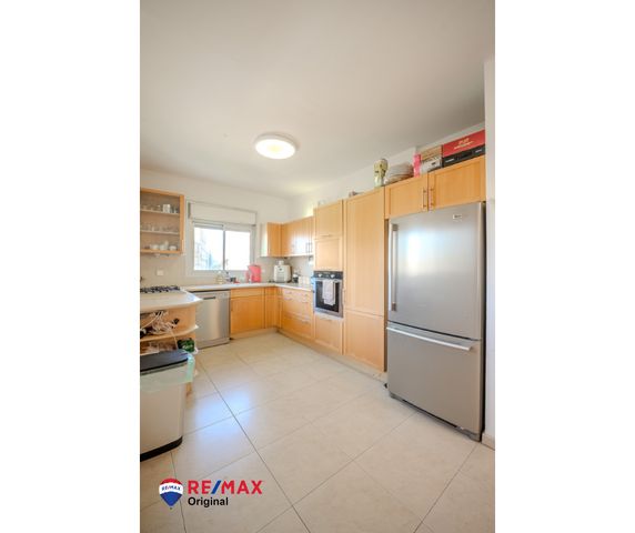 דירה, מרום נווה, רמת יצחק, רמת גן