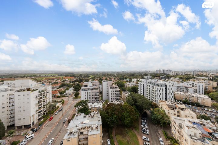 גג/ פנטהאוז, זקיף, מגדיאל, הוד השרון